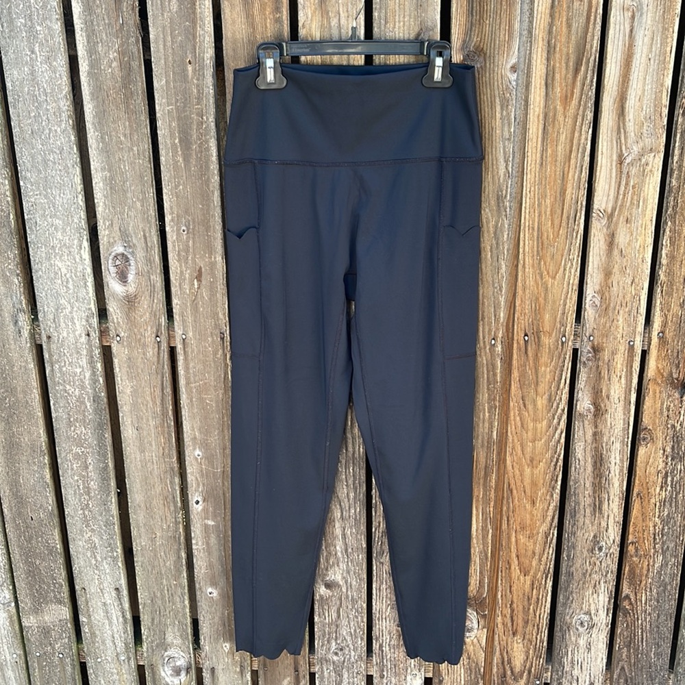Aerie Black Large Leggings Offline L Scalloped Edge Pockets American Eagle AEO